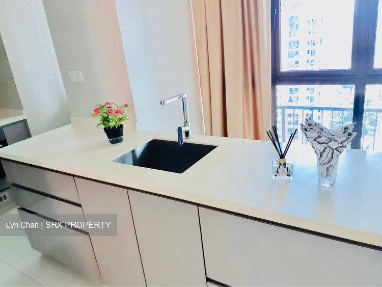 Gaia thumbnail photo